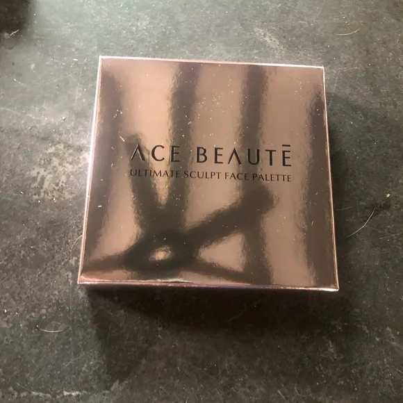 Ace beauty ultimate sculpt face palette - Picture 3 of 4